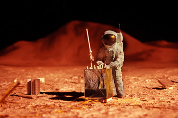 astronaut on mars © santiago silver