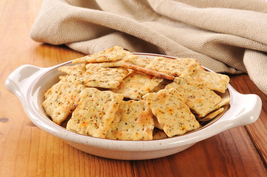 Herb flavored crackers
