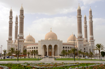 Naklejka premium Йемен, Сана: Al-Saleh Mosque - президентская мечеть