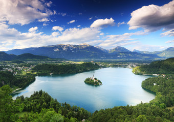 Naklejka na ściany i meble Bled Lake with the Assumption of Mary Church, Slovenia, Europe