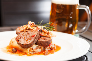 steak with beer