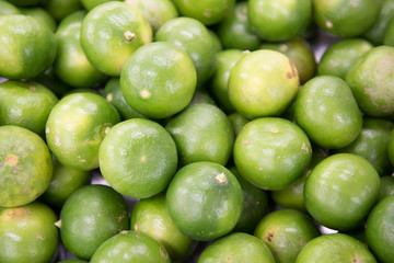 fresh lemon in the market