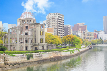Fototapeta na wymiar Atomic Dome and the river view at Hiroshima memorial peace park