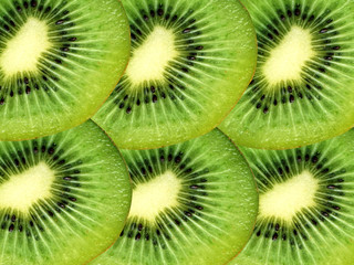 Kiwi fruit slices