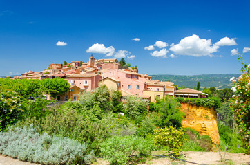 Fototapeta na wymiar Roussillon Frankreich