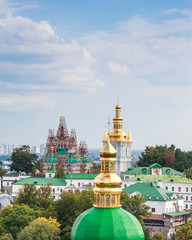 Fototapeta na wymiar View of Kiev Pechersk Lavra, the orthodox monastery