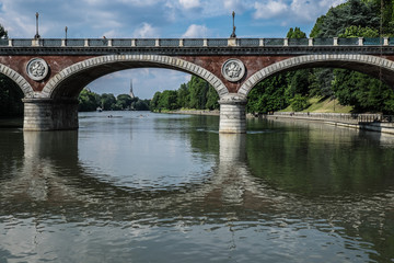 Torino sotto il ponte