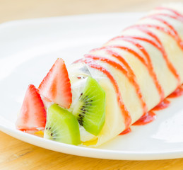Fruit crepe cake