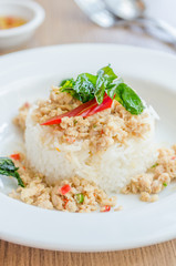 Spicy fried chicken with basil and rice