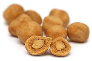 Coated Peanuts