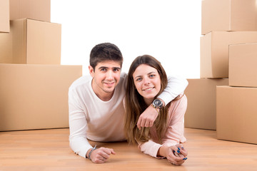 Fototapeta na wymiar Happy couple with boxes