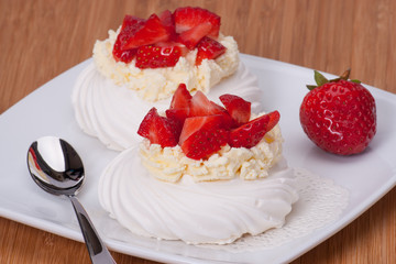 Strawberry Meringues Dessert Pavlova