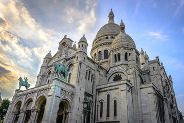 Fototapeta na wymiar Sacré-Cœur Basilica