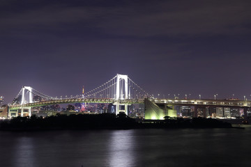 Fototapeta na wymiar Tokyo Rainbow Bridge at Night