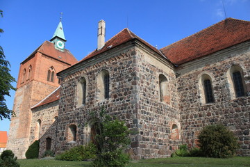 Fototapeta na wymiar Stadtkirche St. Georg in Arneburg/Elbe