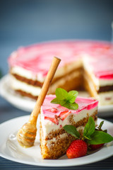 Honey cake with strawberries