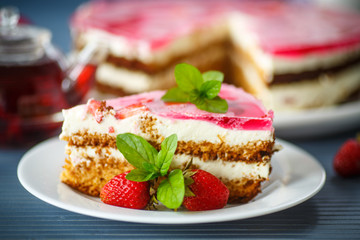 Honey cake with strawberries
