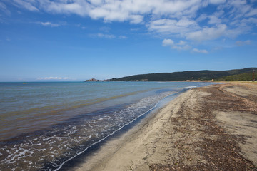 Fototapeta na wymiar Beach in Talamone
