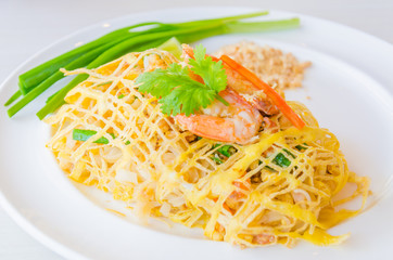 Pad thai