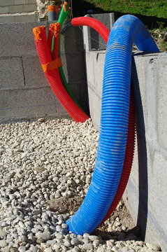 construction de maison - installation de tuyaux