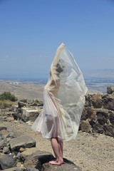 Fototapeta na wymiar Young lady in the Belvoir Fortress (Cochav HaYarden), Israel