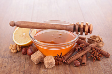 honey and ingredients