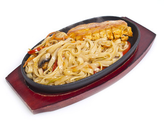 Thai noodles with pasta curry