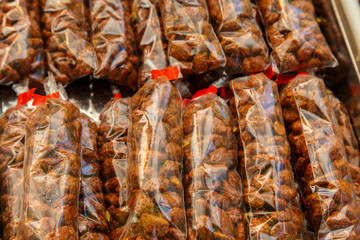 caramelized almonds group