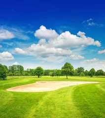 Papier Peint photo Golf golf course and beautiful blue sky. green field