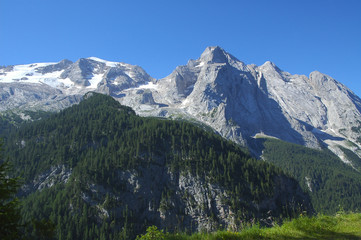Fototapeta na wymiar Marmolada, Dolomites