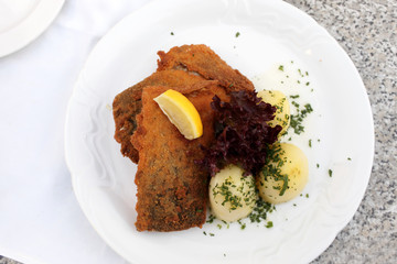Fried carp