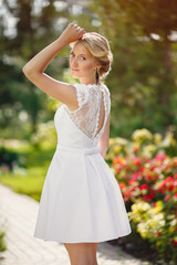 Gorgeous young bride in the Park of colors