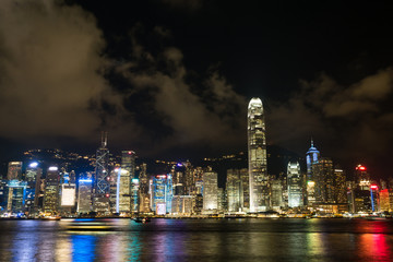 Obraz premium Hong Kong Island from Kowloon.
