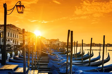 Fototapeten Blick auf Venedig bei Sonnenaufgang © Frédéric Prochasson