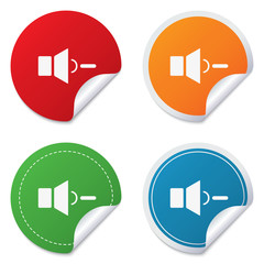 Obraz premium Speaker low volume sign icon. Sound symbol.