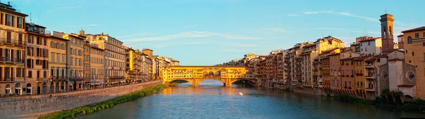 Foto op Canvas Uitzicht op de gouden (Ponte Vecchio) brug in Florence, panorama © Shchipkova Elena