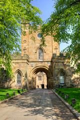 Fototapeta na wymiar Durham Castle Gates