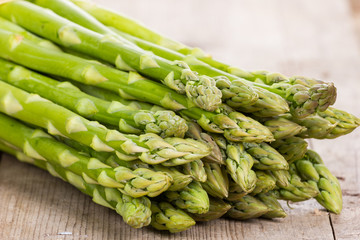 Spargel - grün