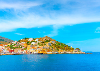 Fototapeta na wymiar The beautiful old main port of Hydra island in Greece