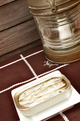 sardines canned in olive oil and lantern