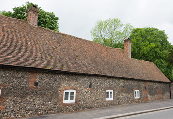 Fototapeta na wymiar Old English village house