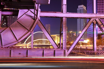 Naklejka premium Historic steel bridge of night