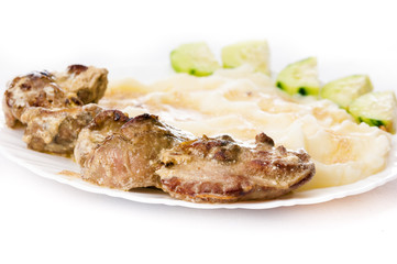 pork liver with mashed potatoes
