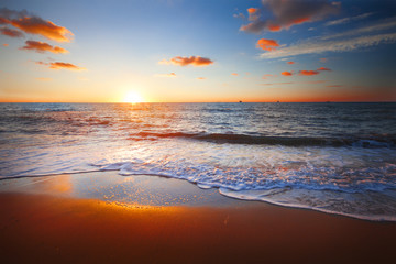 Fototapeta premium sunset and sea