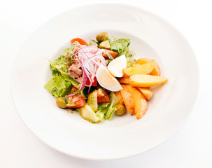 potatoes with vegetables and egg