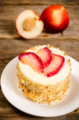 cheesecake mini with peaches
