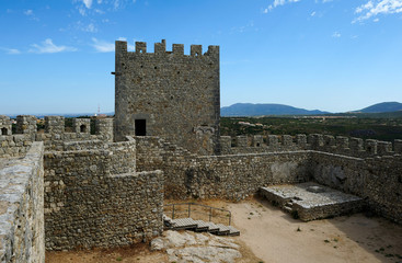 Fototapeta na wymiar medieval castle Castelo dos Mouros, Sesimbra, Portugal