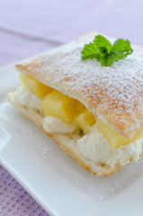 Fast pineapple dessert