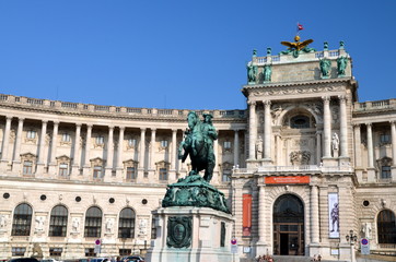 Fototapeta na wymiar Hofburg Palace and the statue of Emperor Joseph II
