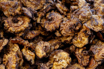 Pork scratchings